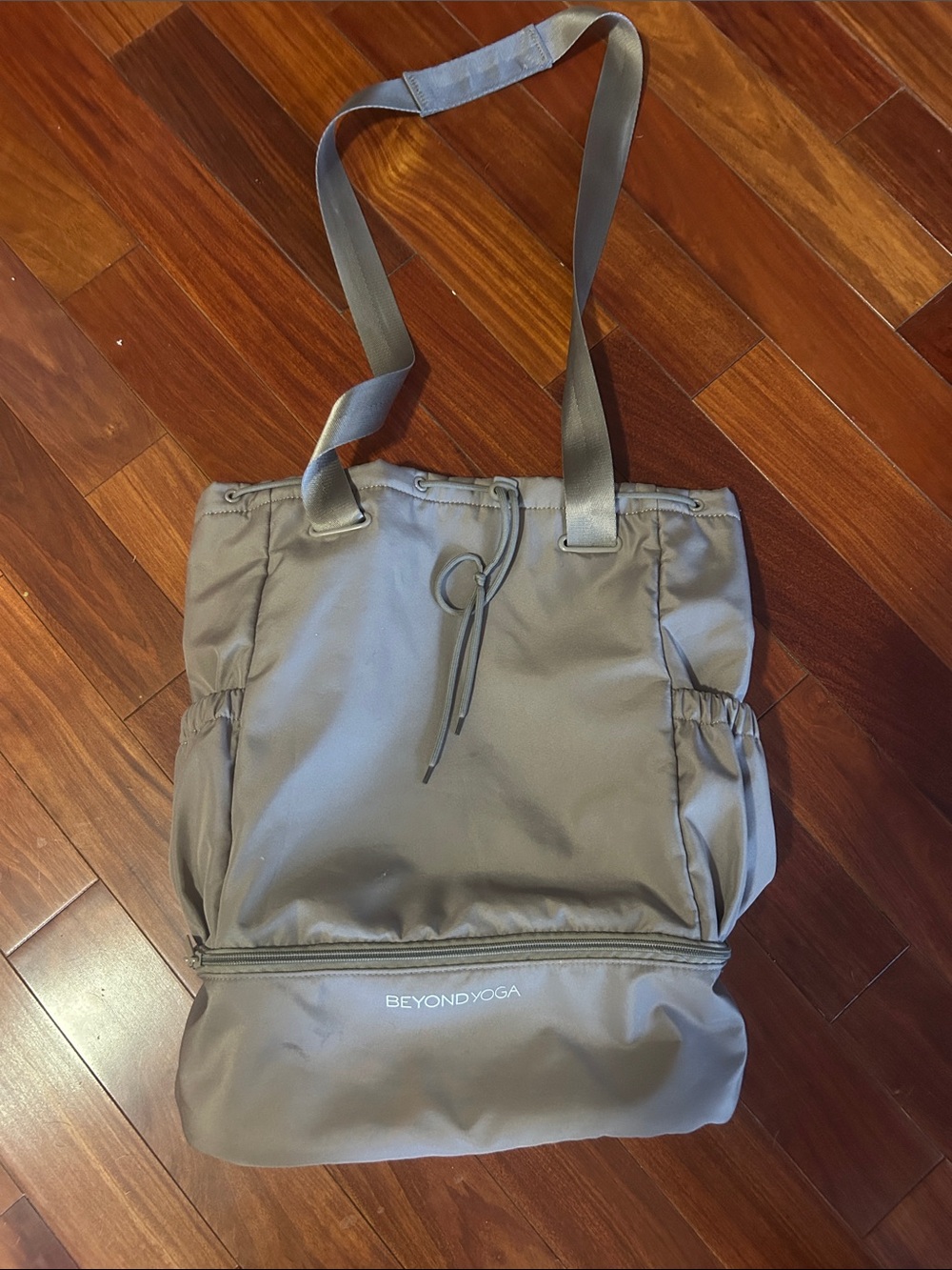 Beyond Yoga Taupe Gray Everyday Tote with Convertible Zip Pocket